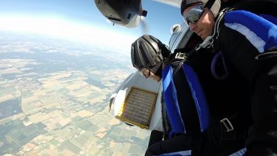 skok-padobranom-125