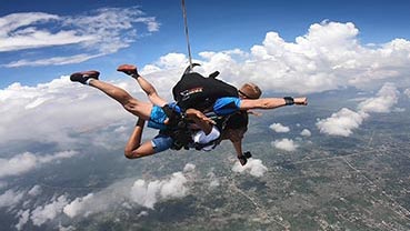 Skok padobranom s 4000 metara